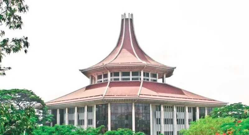 පාර්ලිමේන්තුව නොකැඳවා මූලික අයිතීන් කඩ කරලා