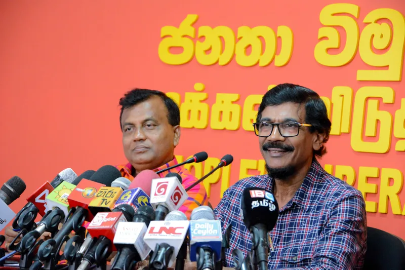 මජර දේශපාලන සංස්කෘතියට තිත තැබීමට එක් වනු..!