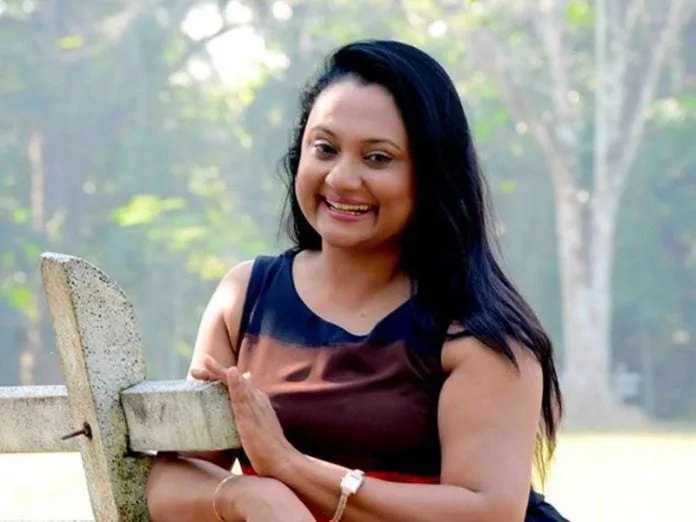 දමිතා අත්අඩංගුවට ගැනීමෙන් ආණ්ඩුවේ මුග්ධ භාවය හෙළි වුණා