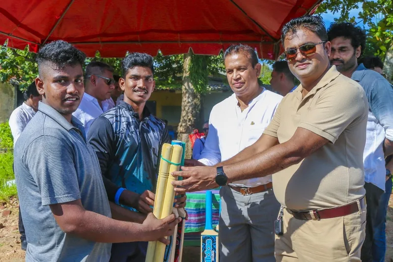 රනිල් තමයි Man of the Match..!