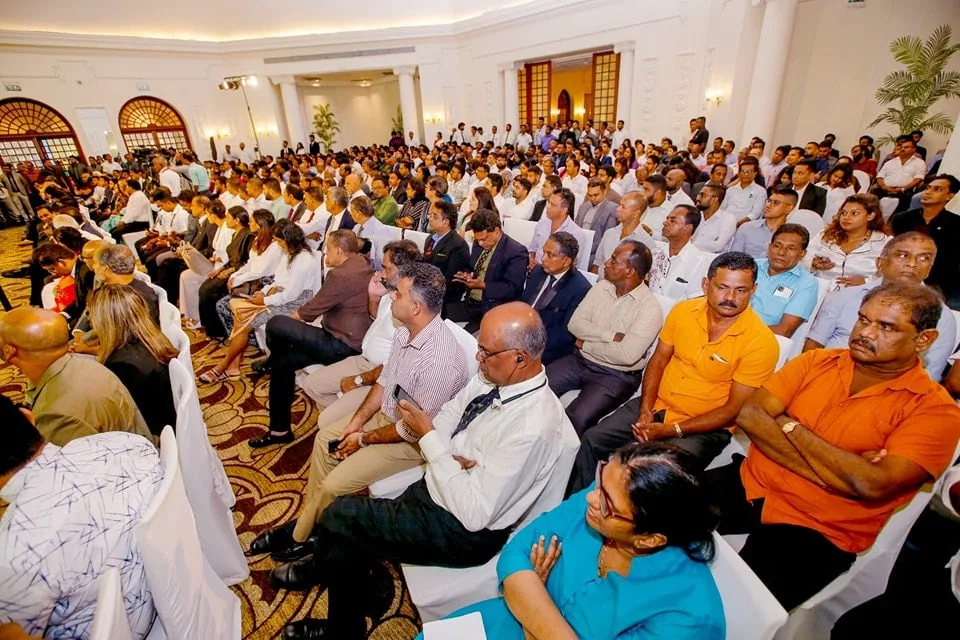 සජිත් තරුණ වෘතියවේදින් හමුවෙති