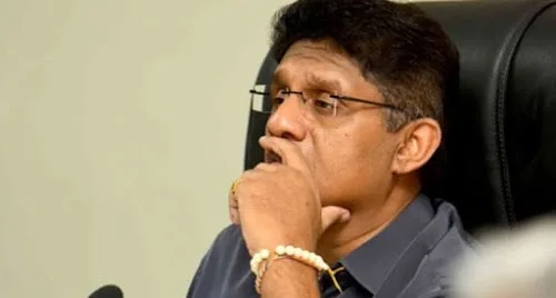 විපක්ෂ නායකට තර්ජන