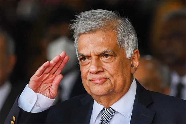 බිය වැද්දීම් වලය-බොරු පොරොන්දු වලට ඡන්ද රටාව වෙනස් කරන්න එපා