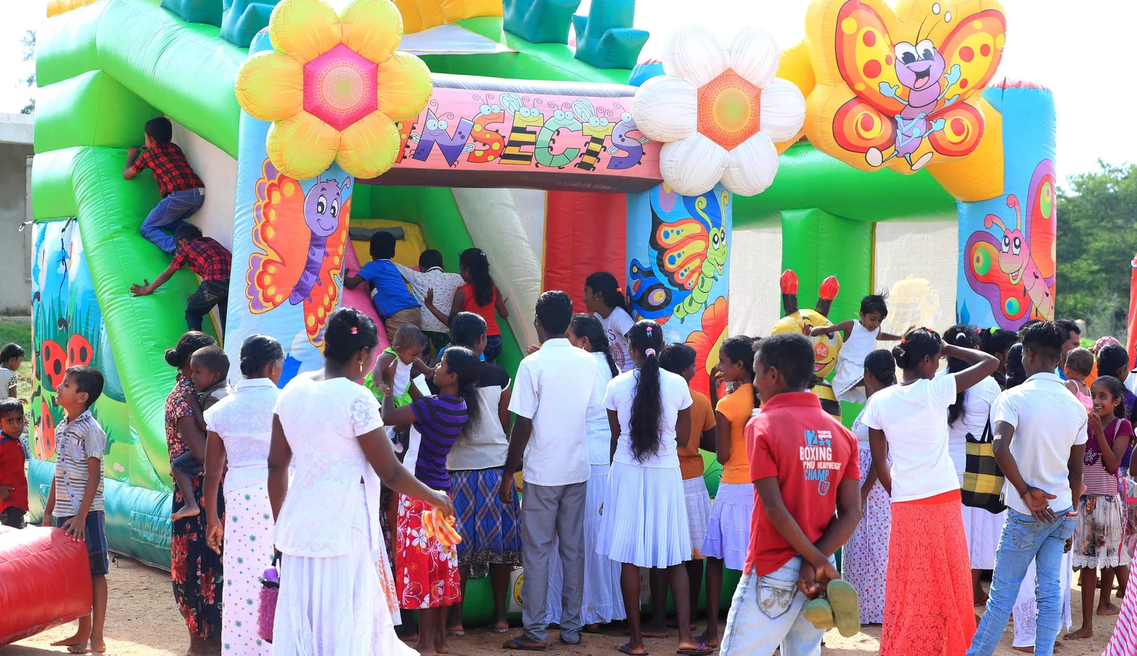 රටට හැමදාමත් ආදර්ශම දෙන කතානායක සිය උපන් දිනයේදී දුන් ආදර්ශය මෙන්න..!