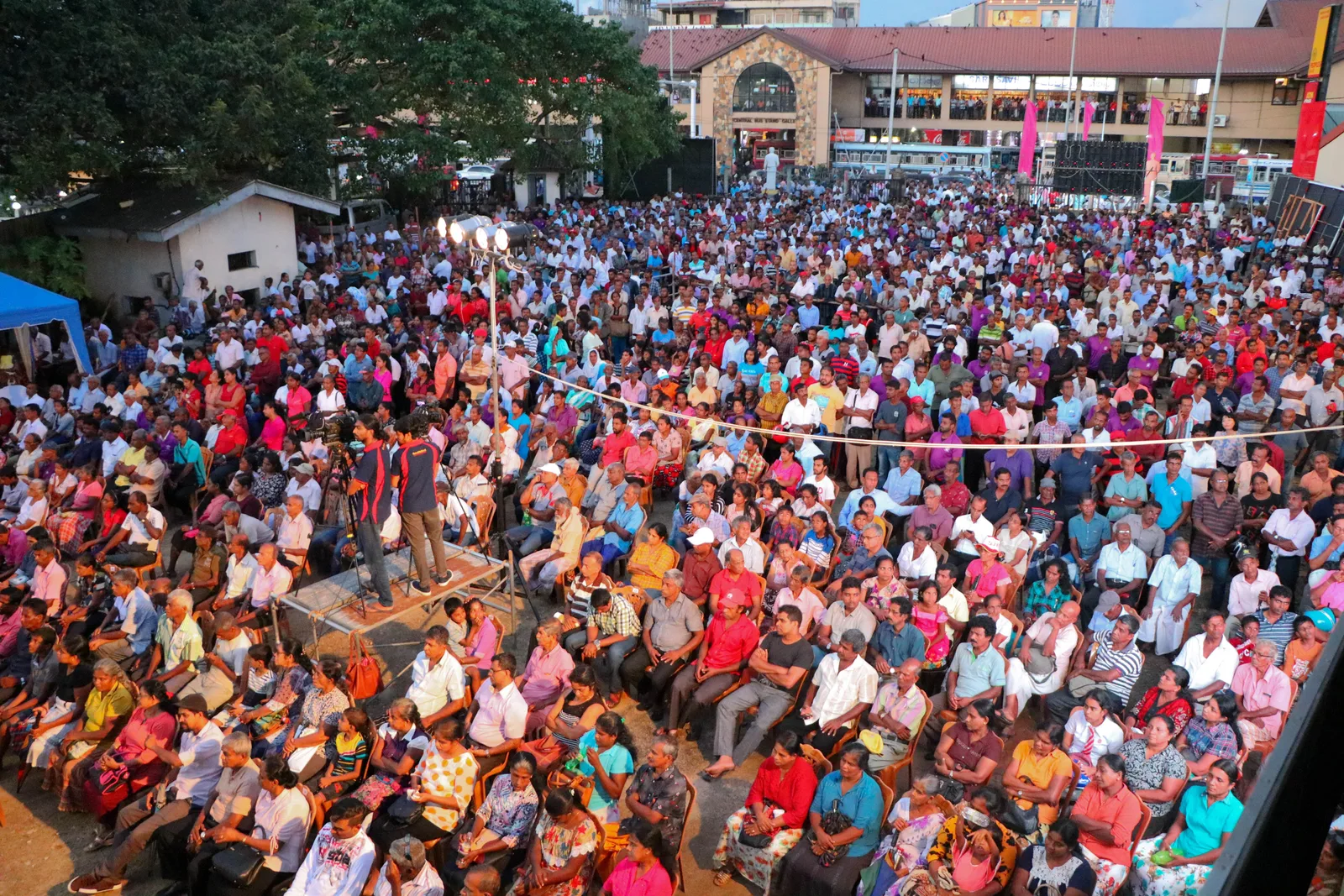 ඔබ වෙනස් වුනොත් මේ රට වෙනස් කරන්න පුළුවන්-අනුර කුමාර-