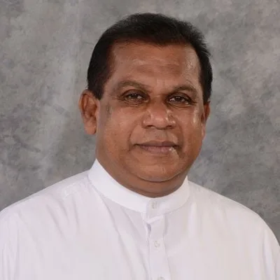 රනිල්ගේ නායකත්වයට එරෙහිව රවී-සජිත් එක් වෙති