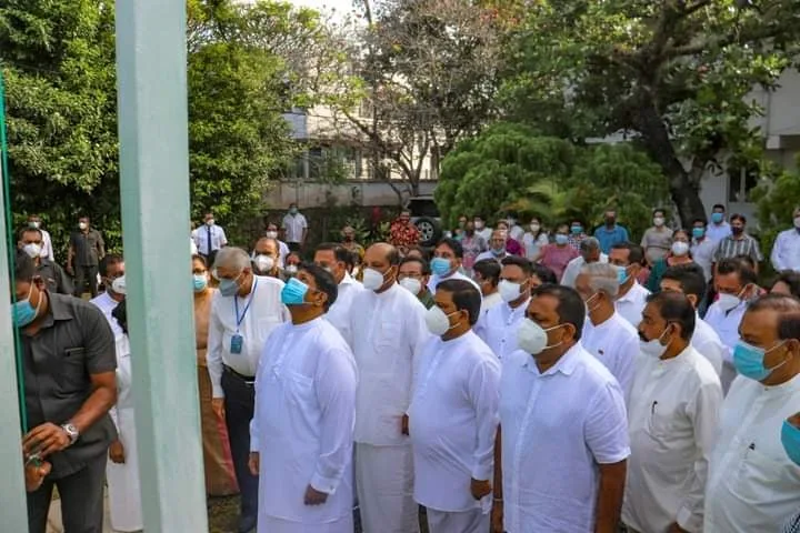 සාගල ආගිය අතක් නැහැ-රනිල් ගැන කලකිරිලා