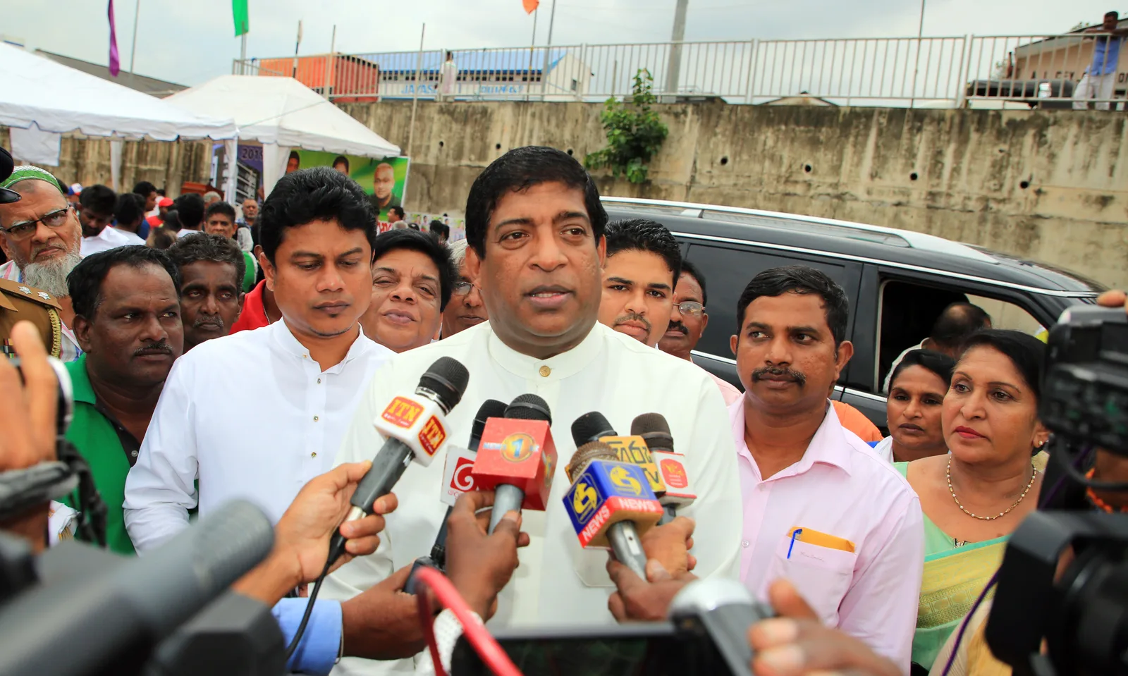 එජාපයේ කිසිම අර්බුදයක් තිබුණේ නැහැ..!