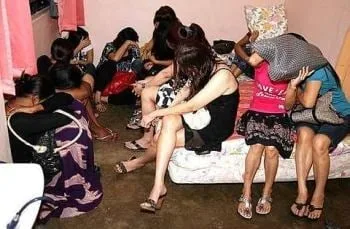 ලක්ෂ ගණන් කාන්තාවන් ගණිකාවන් වුයේ උන්ගේ ආසාවට ද, සමාජයේ වරදින්ද..?