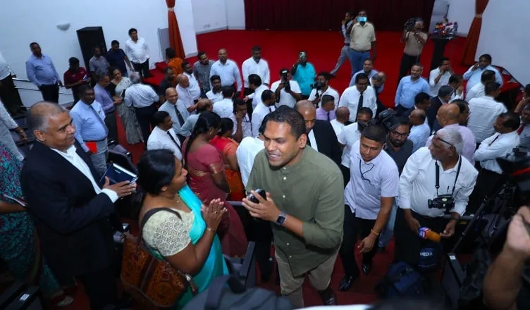 අභියෝගවලට බය නැති නියම යූඇන්පී කාරයො අපියි