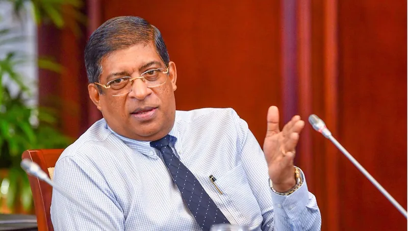 IMF එක ඉදිරියේ දණ ගැසිය යුතු නෑ