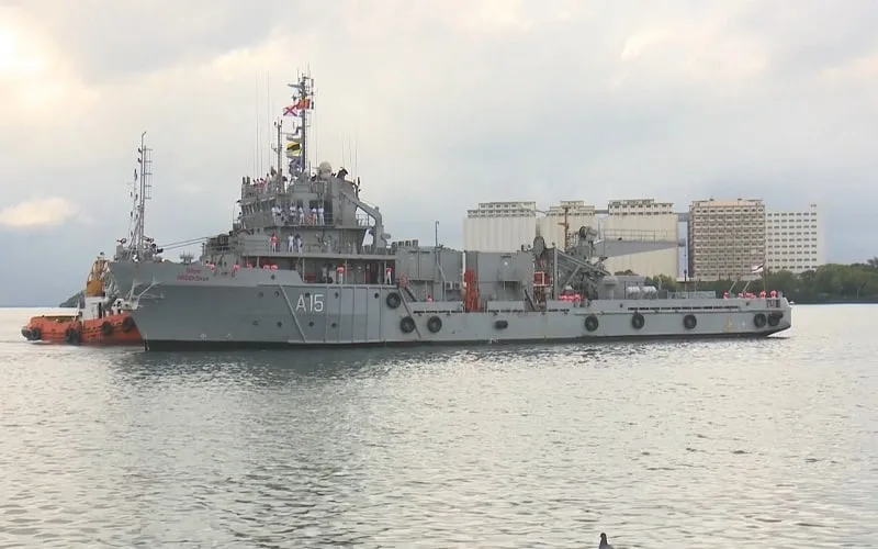 ඉන්දීය නාවික හමුදා නෞකාවක් ත්රීකුණාමල වරායට