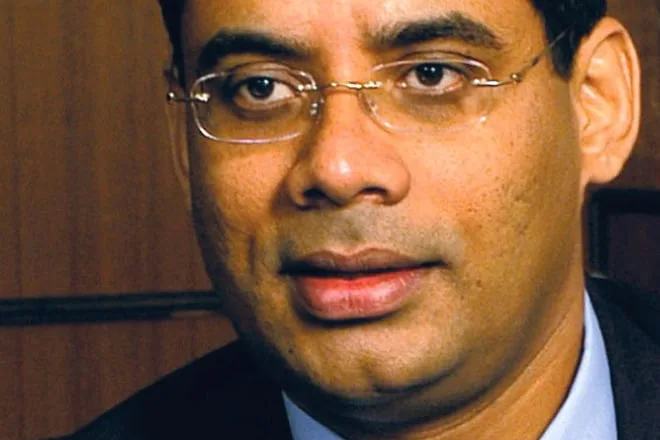 රාජිතව උස්සන්න එජාපයෙන් ඇවිත්