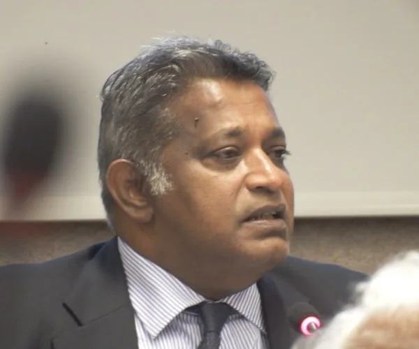 විධායක ජනාධිපති ක්‍රමය අවසන් කරන තීරණාත්මක තීන්දුව ගනිමු ද..?