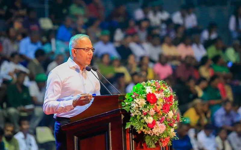ආදායම වැඩි කර ජනතාවගේ ජීවන මට්ටම ඉහළ නංවනවා