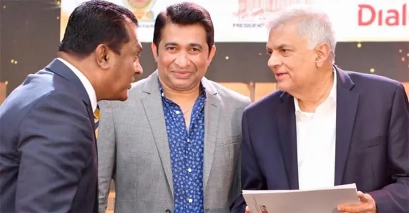 රනිල් සහ රොෂාන් සටනේ වැඩි වාසිය සජිත්ට