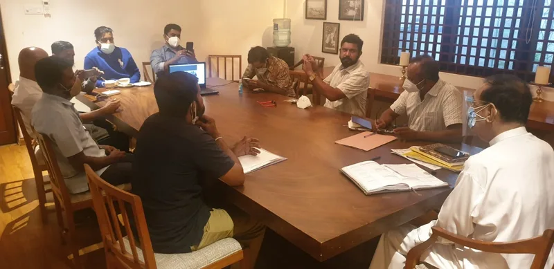 කරූ සටන අතට ගනී-සාධාරණ සමාජය පුළුල් කරයි