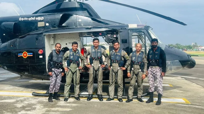 ගුවන් හමුදාවට තුති පිදූ ධීවරයින් තිදෙනා..!