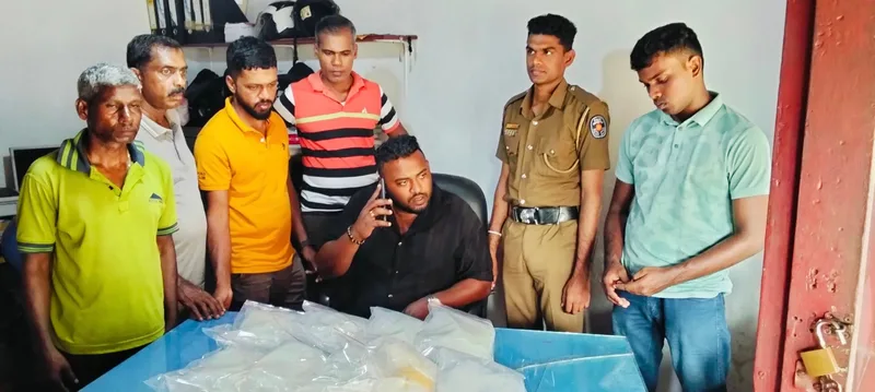 කරන්දෙණියේ නිවසක තිබී රුපියල් කෝටි 09 ක අයිස්