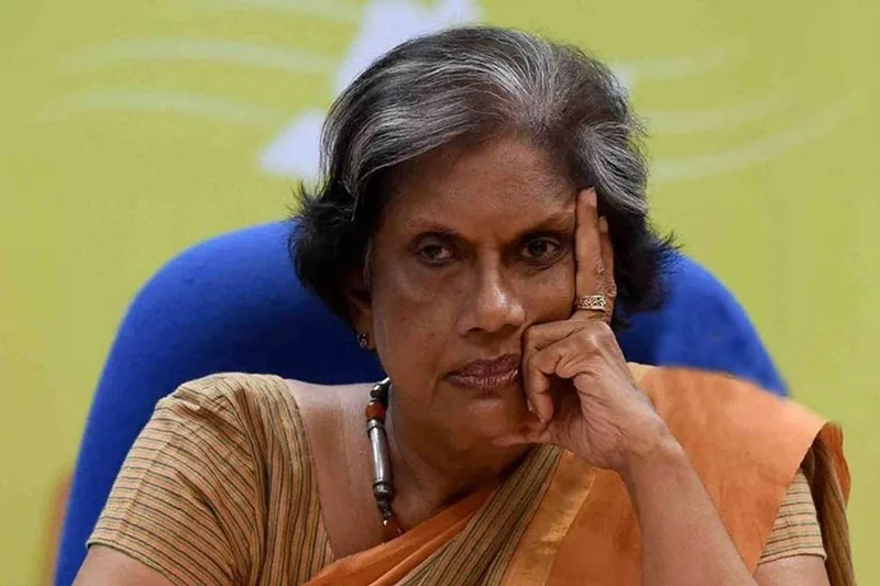 හිටපු ජනපතිනිය සංවේදී වෙයි