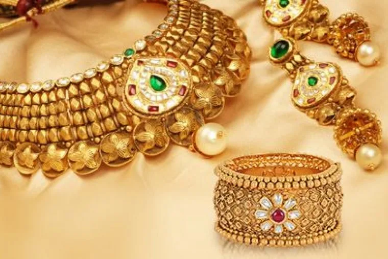 මැණික්-ස්වර්ණාභරණ බදු සහනයෙන් රට ගොඩ යන හැටි