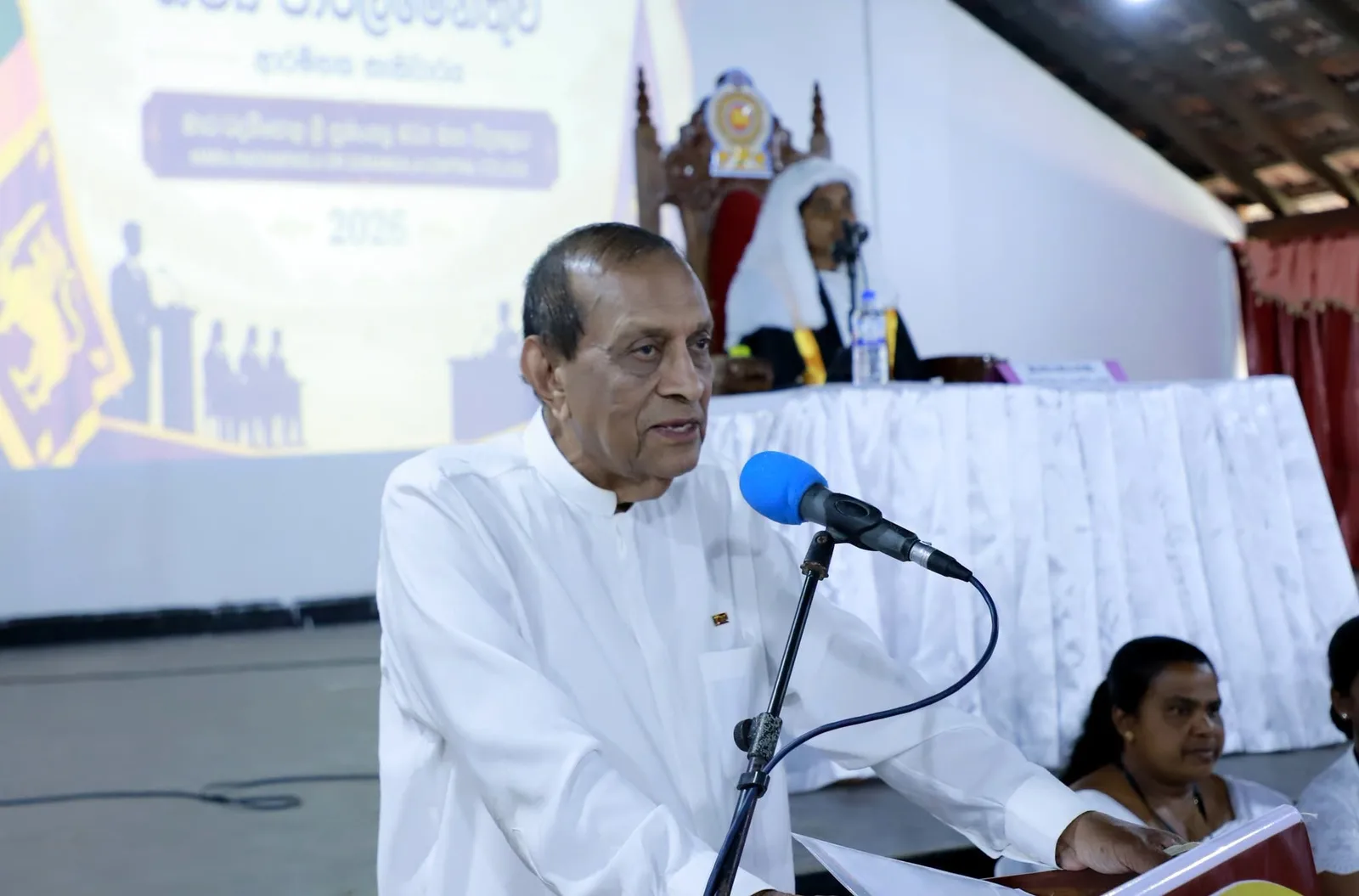විභාගය පමණක් නොව සමාජ ජීවිතයත් ජය ගත යුතුයි