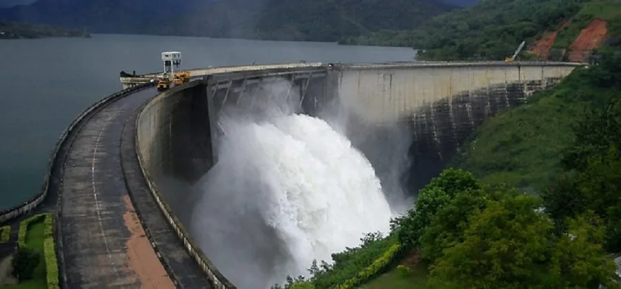 පරාක්රමභාහුගේ සහ ගාමිණීගේ ජල චාරිත්ර මව්බිමට ආශීර්වාදයක්මැය..!