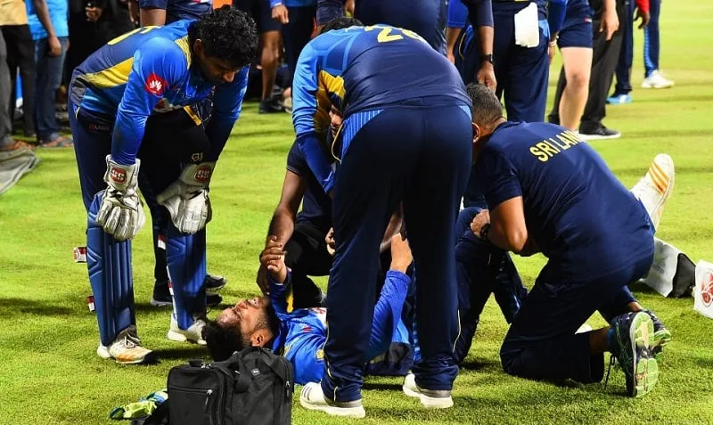 එකිනෙකා ගැටුණු කුසල් – ෂෙහාන් අද තරගයට නෑ..!