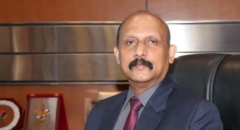 එන්නත්කරණය කරන්නේ වෛද්ය බලකායේ පළපුරුදු අය