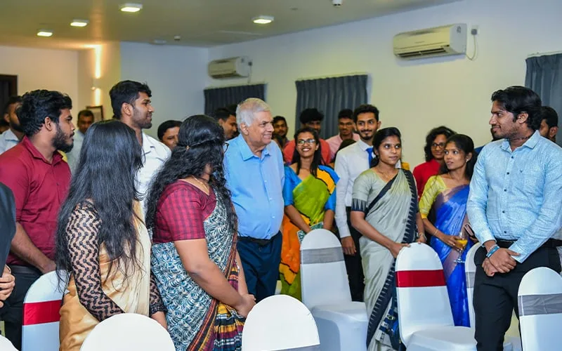 රට ගොඩනඟන සංවර්ධන වැඩ පිළිවෙළ සමඟ සක්‍රීයව එක්වන්න