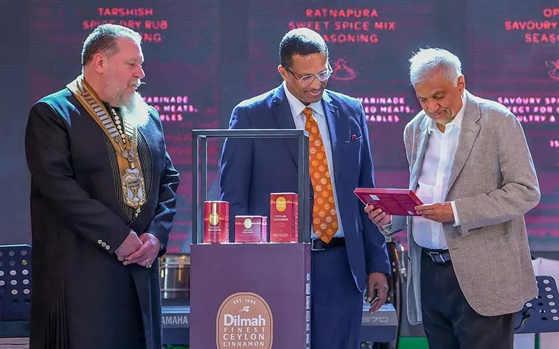 කෘෂි නවීකරණ ය යටතේ කුරුඳු වගාව නැවත රටේ ව්යාප්ත කරනවා