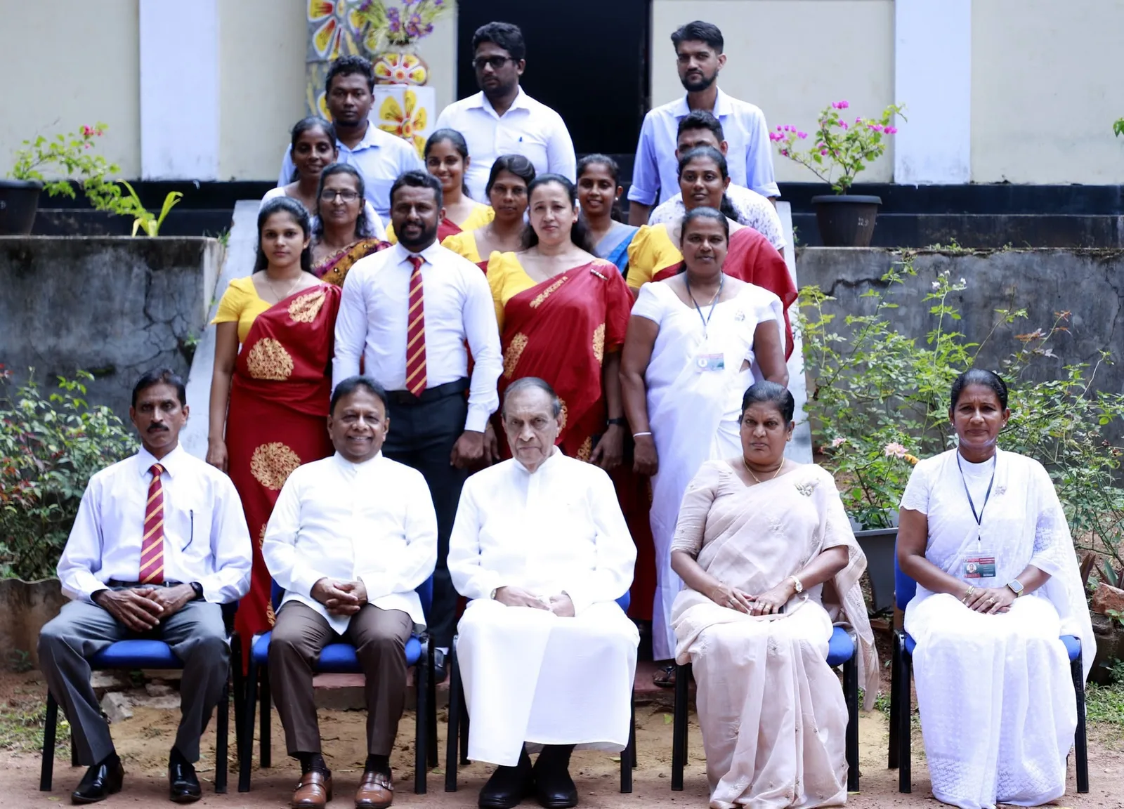 විභාගය පමණක් නොව සමාජ ජීවිතයත් ජය ගත යුතුයි