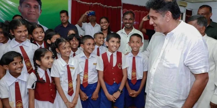 විප්ලවවාදීන්ගේ ත්රස්ත වාදය නිසා මිනිස් ජීවිත අහිමි වී රට විනාශ වුණා