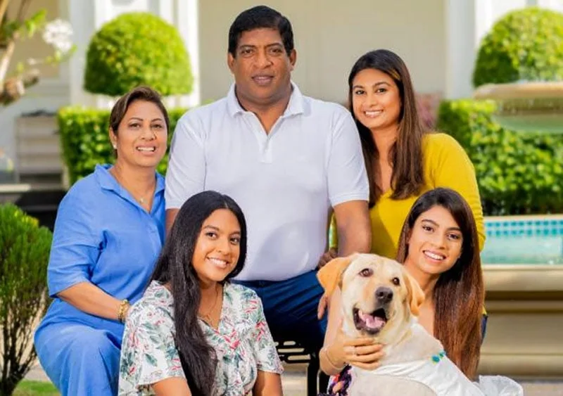 රවී සංවේදී වෙයි..!!!