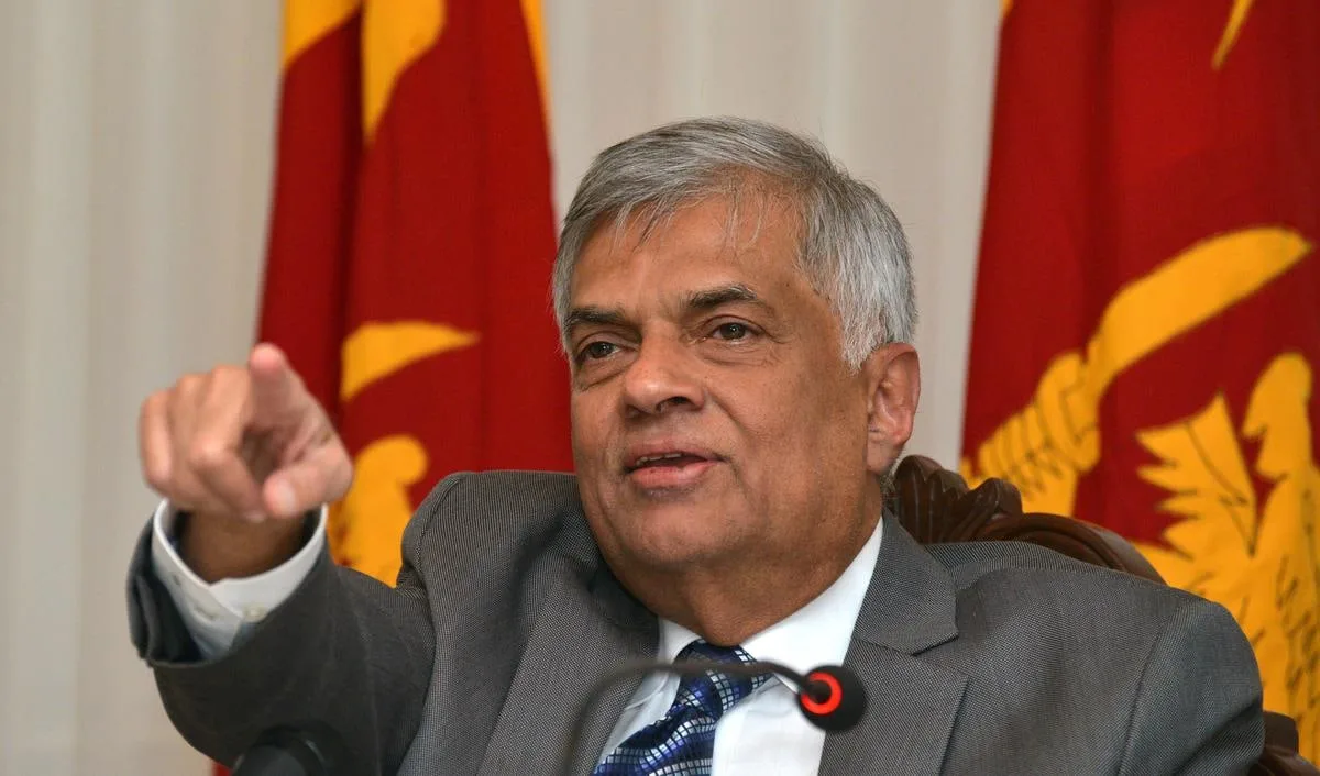 සජිතුයි රොෂානුයි ආණ්ඩුව පෙරළන්න ඉන්දියාව එක්ක කුමන්ත්රණය කළා ද..?