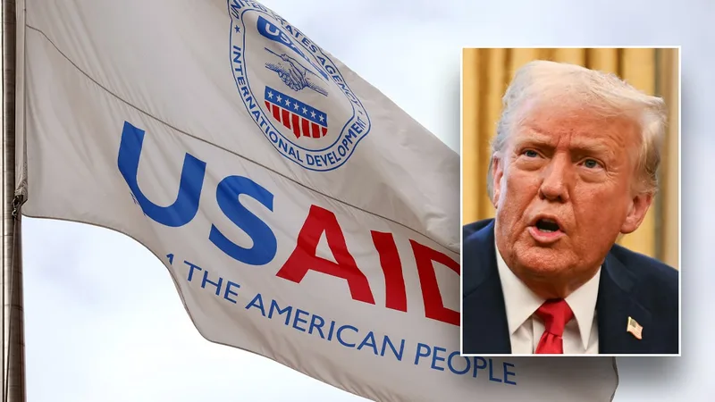 USAID සහ රාජ්‍ය නොවන සංවිධාන වටළා ඇත