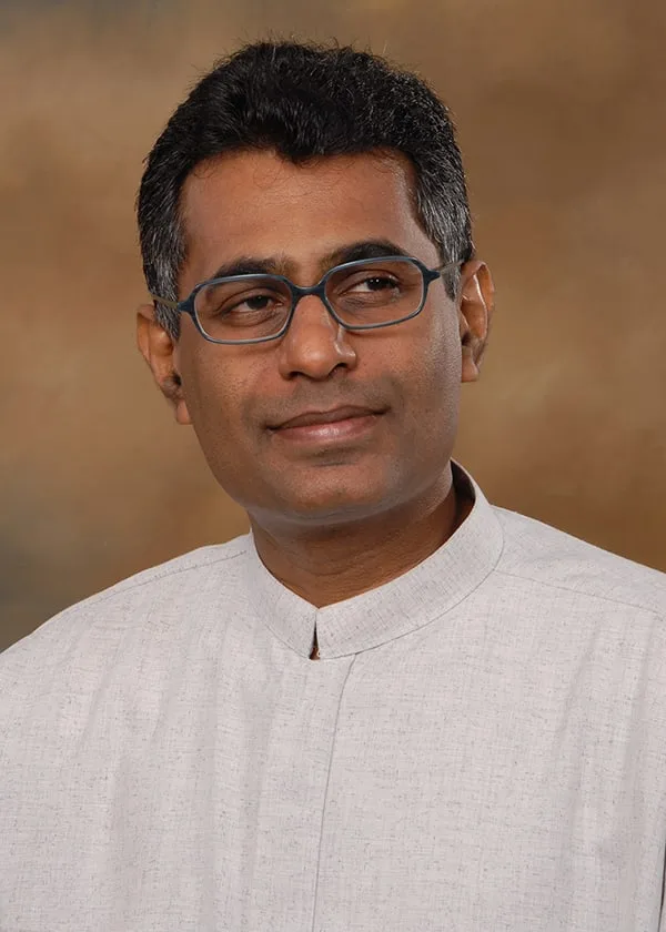 පාඨලී ගැන රනිල් වචනයක් කතා නොකරද්දී කරු ගෝඨාට ගේම ඉල්ලයි