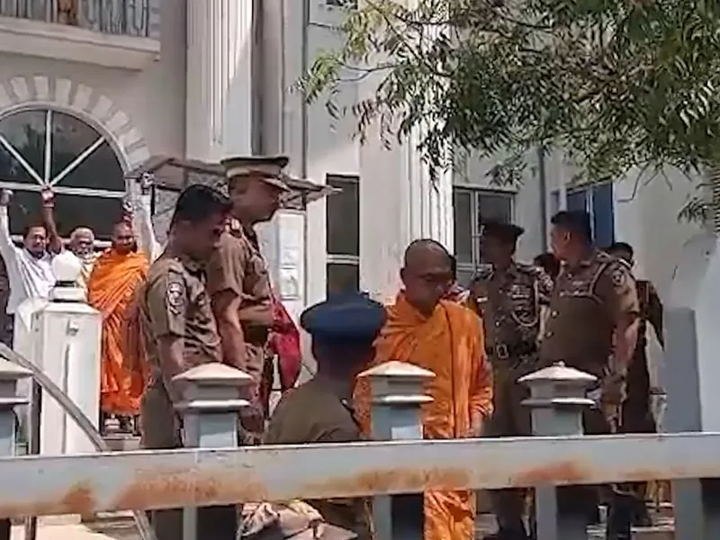 බලංගොඩ කස්සප හිමි ඇතුළු පිරිසට ඇප
