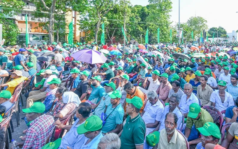 Smart වැඩ්ඩා හෙවත් කපටි නරියාට කළගුණ සැලකූ එජාප මැයි රැළිය