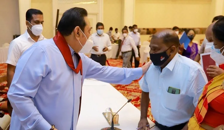 ගුරු-විදුහල්පති වර්ජනය නොනවත්වා ඉදිරියට