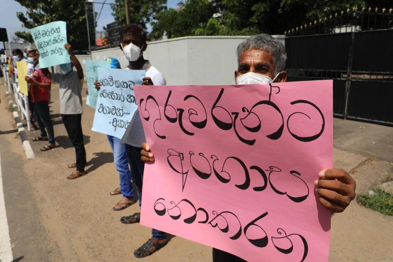 කළුතර නගරයේ දැවැන්ත විරෝධතාවක්