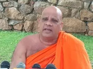 මෙරට දේශපාලකයින් ප්‍රභාකරන්ට දෙවැනි නැහැ