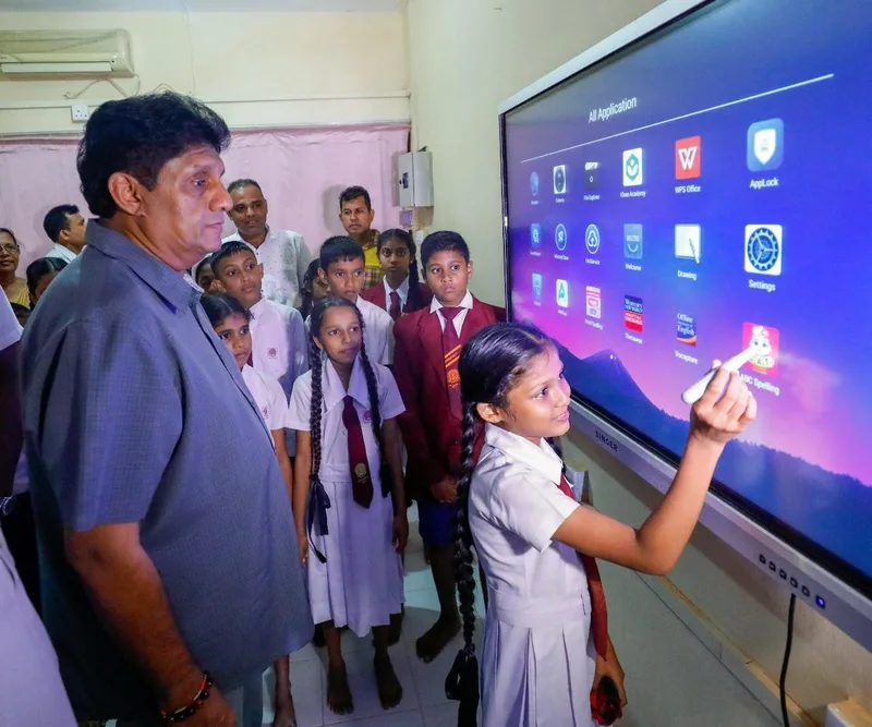 රටේ පවතින්නේ ඒකාධිපති පොලිස් රාජ්‍යයක්