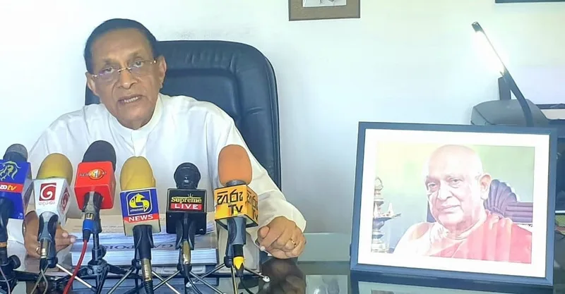 ඒකාධිපති රටක ජීවත් වනවාට වඩා කොරෝනාවෙන් මිය යාම සැපයි