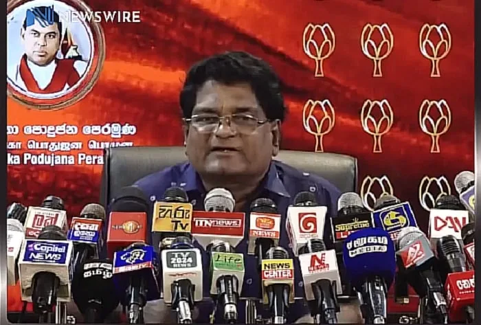 විමලවීර රවීගෙන් සමාව ගනී