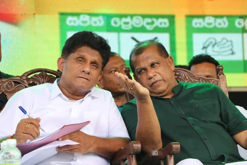 රංජිත් සජිත් එක්ක ගැටෙයි-සජිත් කිලී ඉදිරියේ වැඳ වැටෙයි