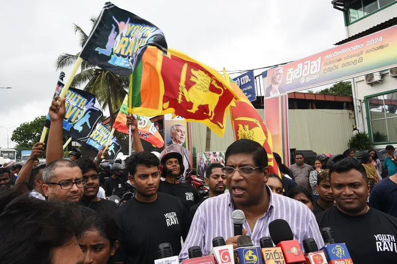 Youth With Ravi ජනපති වෙනුවෙන් රට පුරා වැඩ අරඹයි