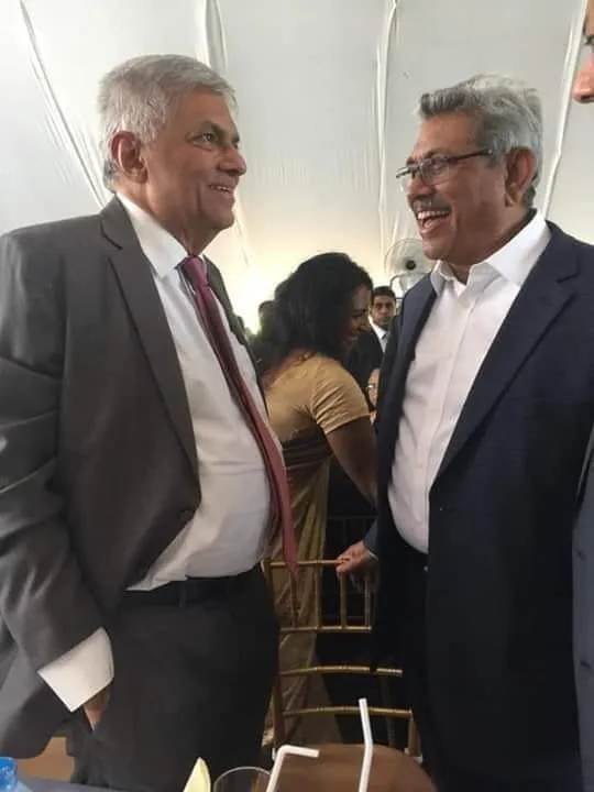 විපක්ෂ නායකයා දේශපාලන දෙබිඩ්ඩෙක් -අගමැති-