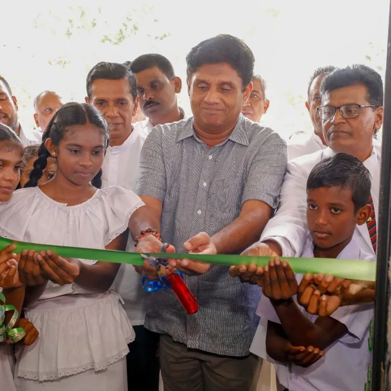 බංකොලොත් රටෙනුත් අමු අමුවේ හොරා කන යුගය අවසන් කරනවා