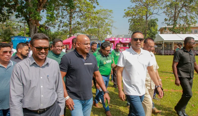 මනුෂ-සනත් ප්‍රධානත්වයෙන් Galle Cricket Carnival ආරම්භ වේ